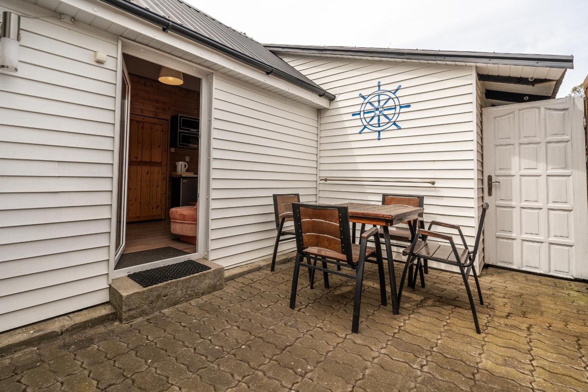 Max Apartamenty - Pokoje - Domki - Restauracja - Basen Мельно Экстерьер фото