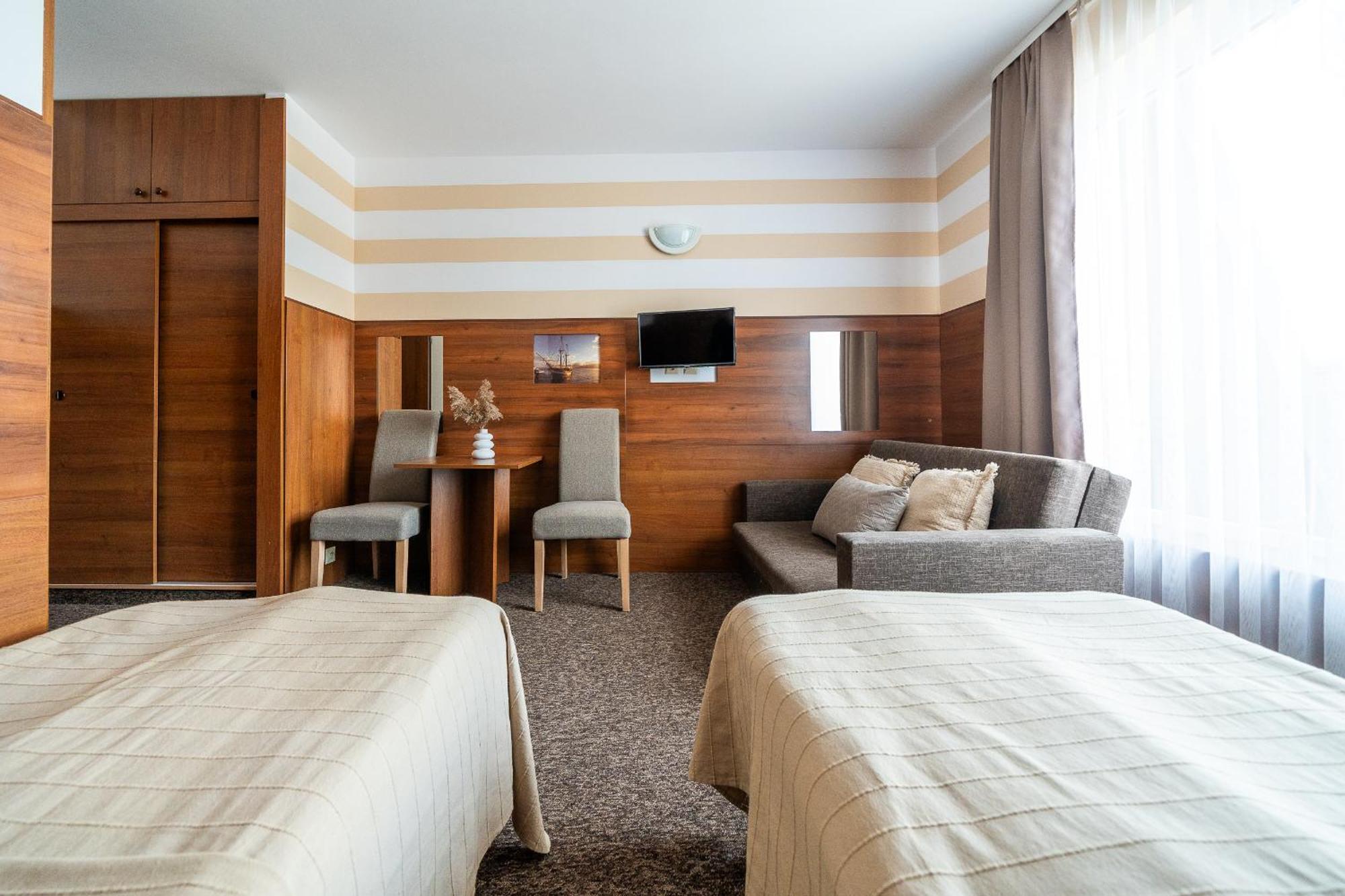 Max Apartamenty - Pokoje - Domki - Restauracja - Basen Мельно Экстерьер фото