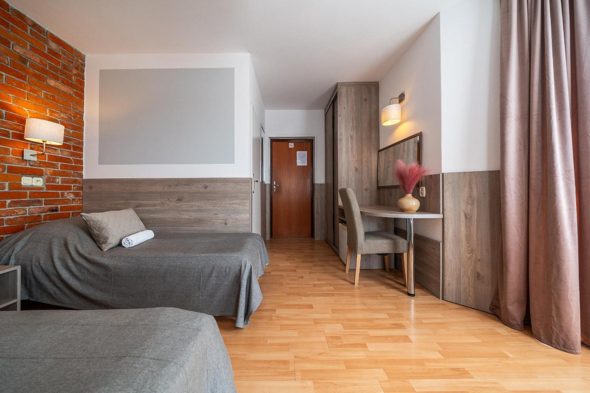 Max Apartamenty - Pokoje - Domki - Restauracja - Basen Мельно Экстерьер фото