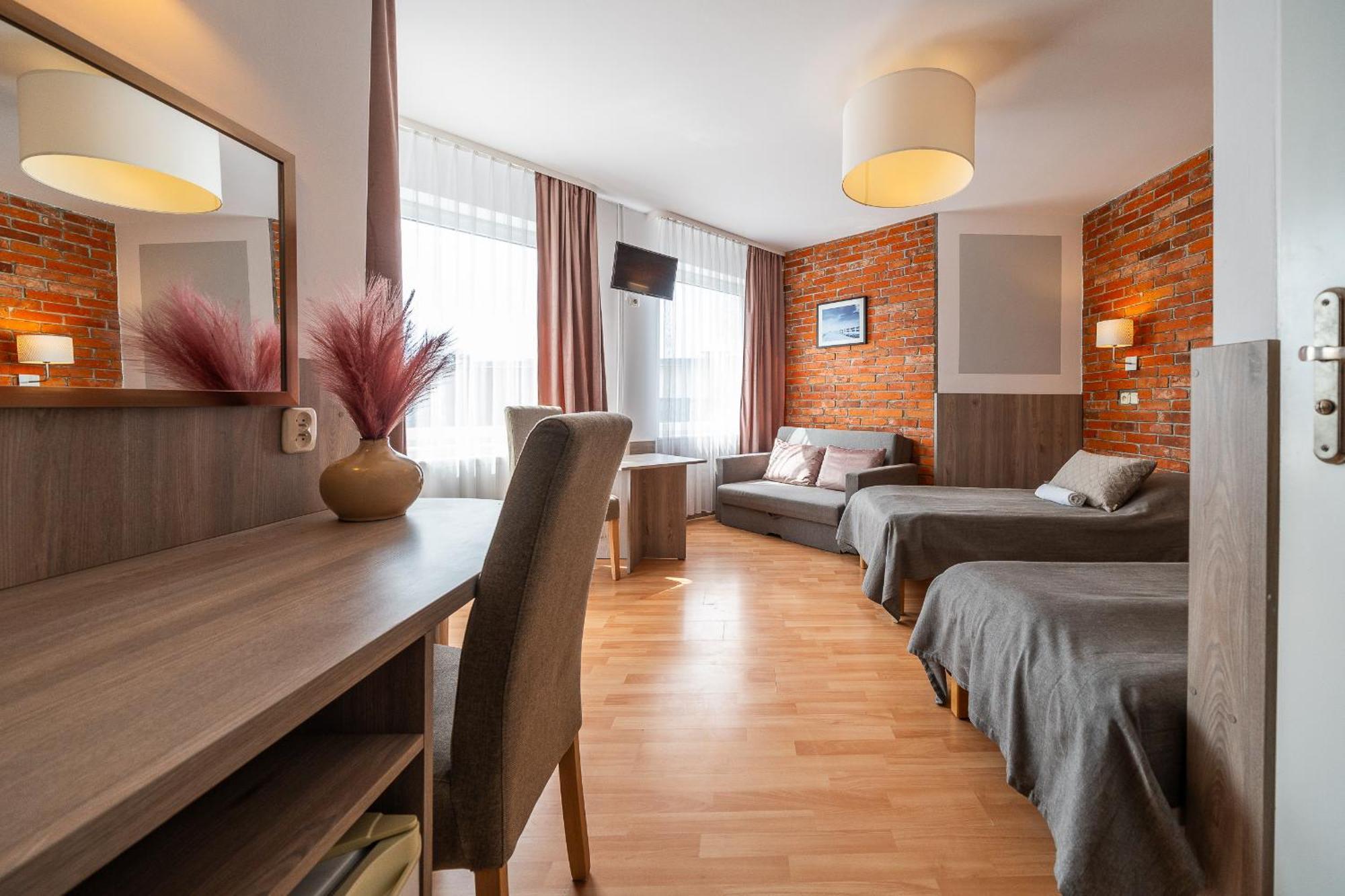 Max Apartamenty - Pokoje - Domki - Restauracja - Basen Мельно Экстерьер фото