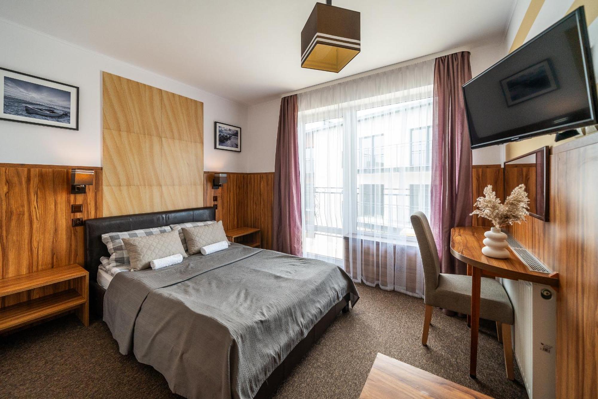 Max Apartamenty - Pokoje - Domki - Restauracja - Basen Мельно Экстерьер фото