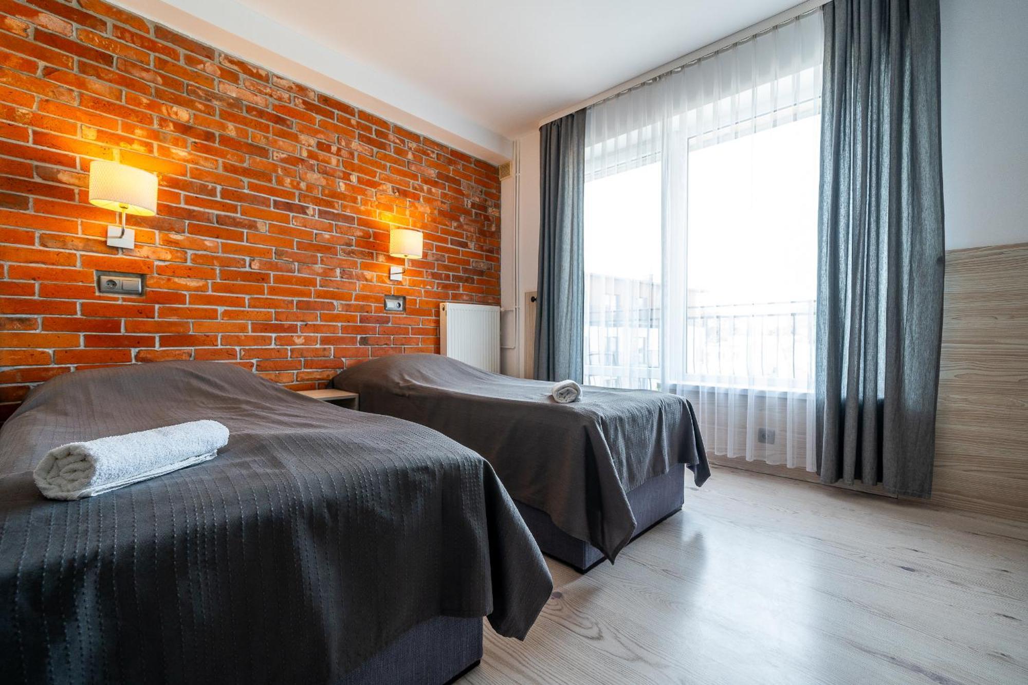 Max Apartamenty - Pokoje - Domki - Restauracja - Basen Мельно Экстерьер фото